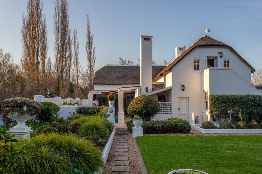 3 Bedroom Property for Sale in Deltacrest Western Cape